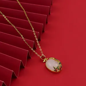 Gold-Plated Oval Pendant Necklace with Enamel Accents – Elegant and Unique Jewelry Piece jltn0505