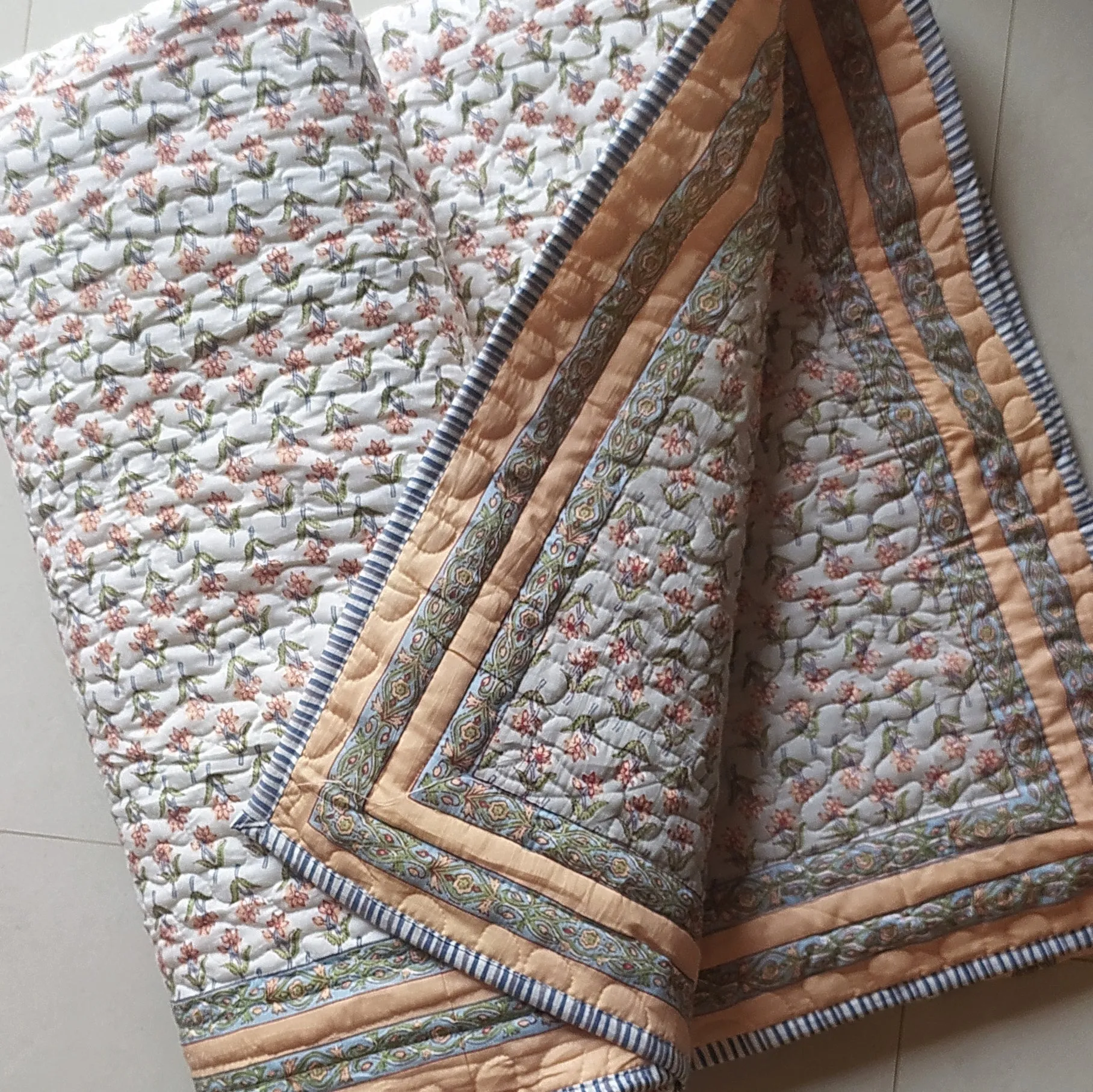 Reversible Cotton Comforter, Bedspread, Quilt Block Printed With Peach & Green Floral Prints - L 260 cm x W 215 cm