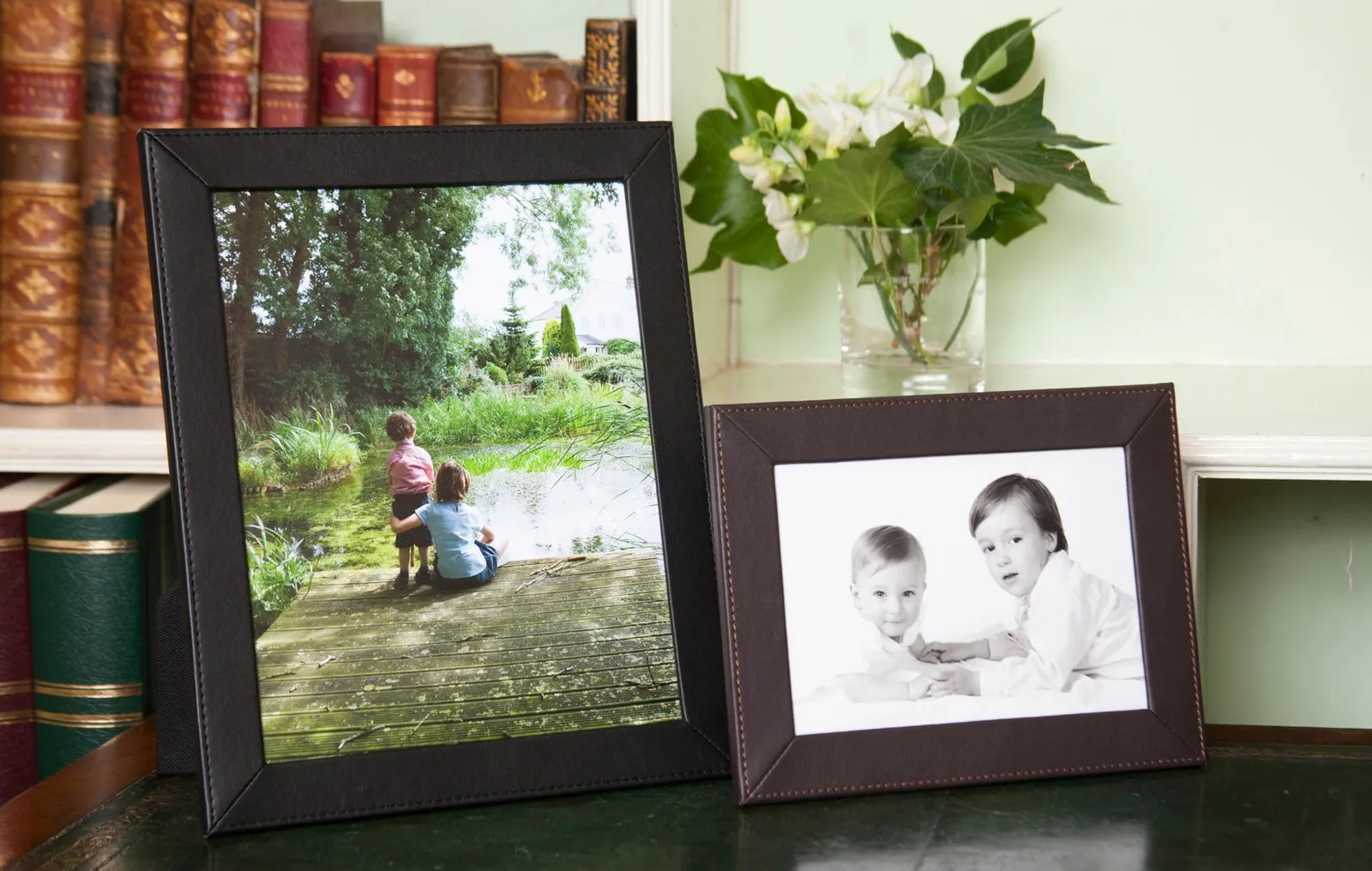 Slim Classic Leather Photo Frame